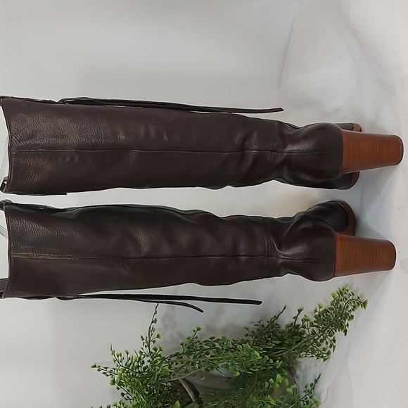 Coach Selena Brown Leather Block Heel Tassel Tall Almond Toe Boot 7B - Picture 9 of 12